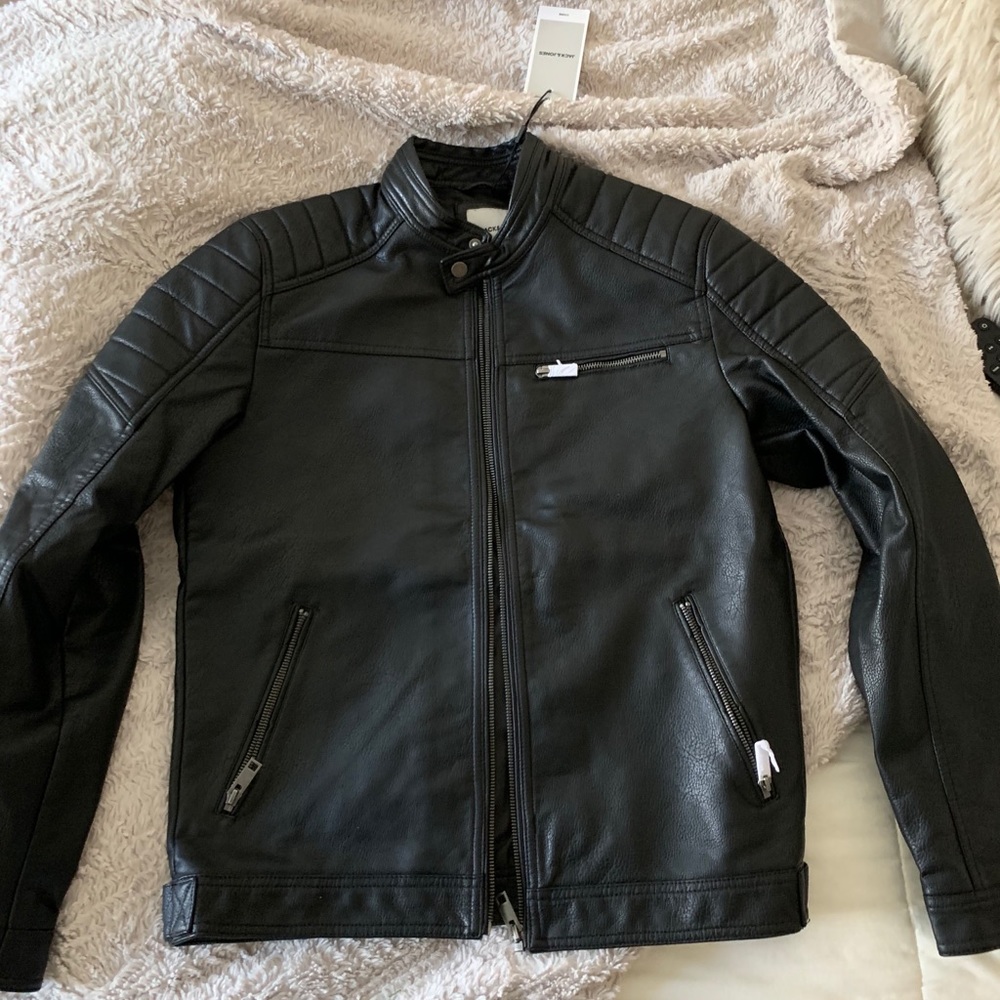 Men’s Jack and Jones leather bomber jacket NWT